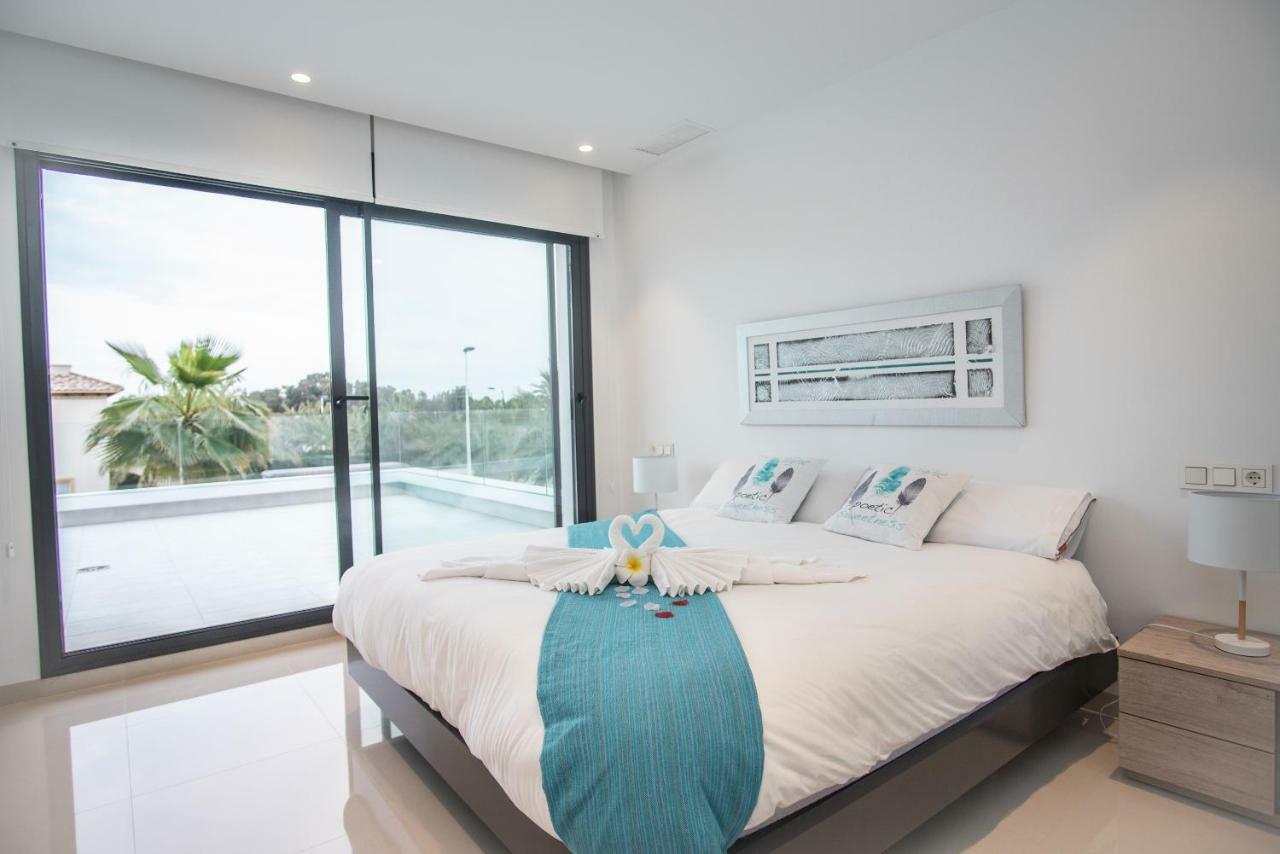 Villa Deluxe La Marina Beach アリカンテ エクステリア 写真