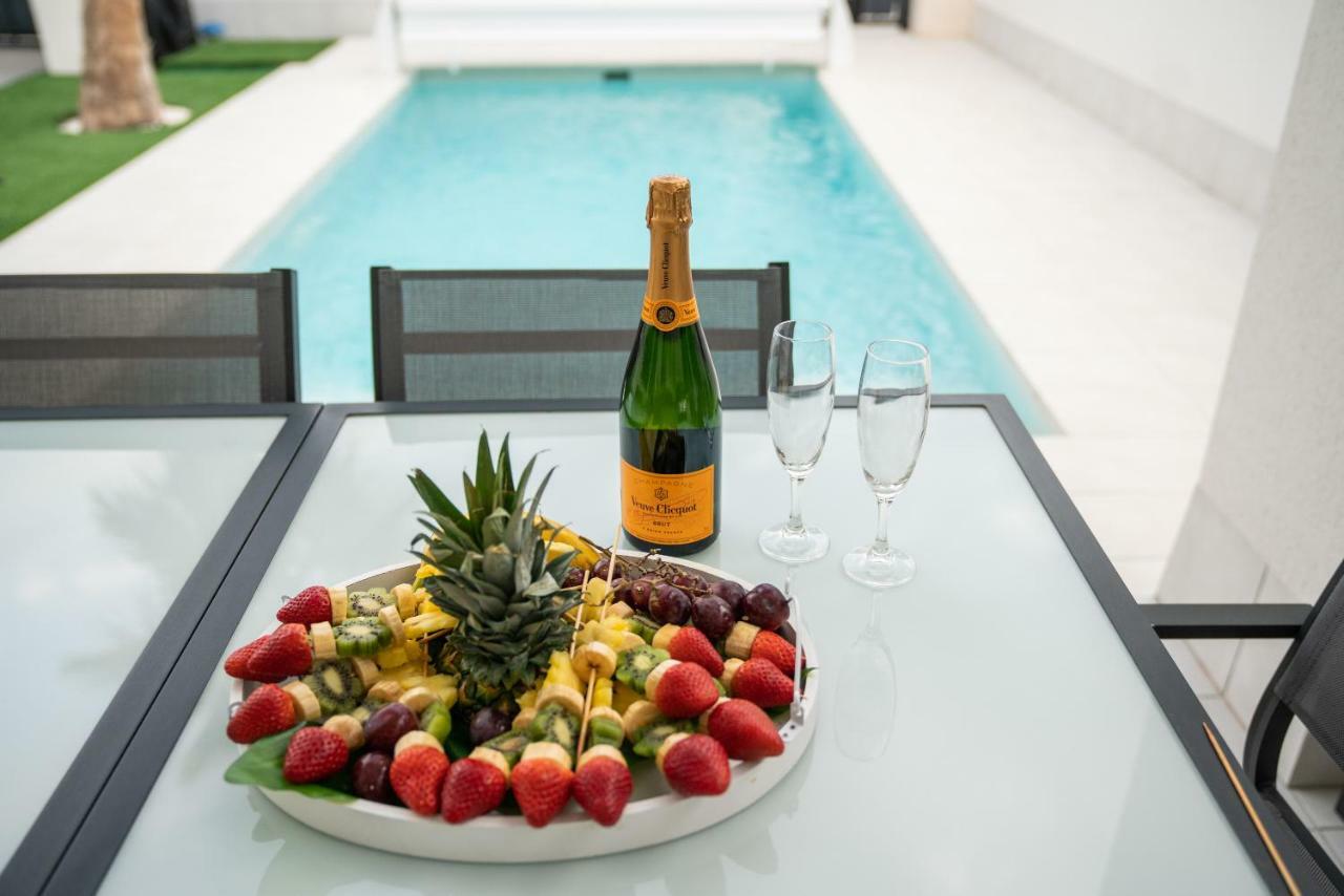 Villa Deluxe La Marina Beach アリカンテ エクステリア 写真