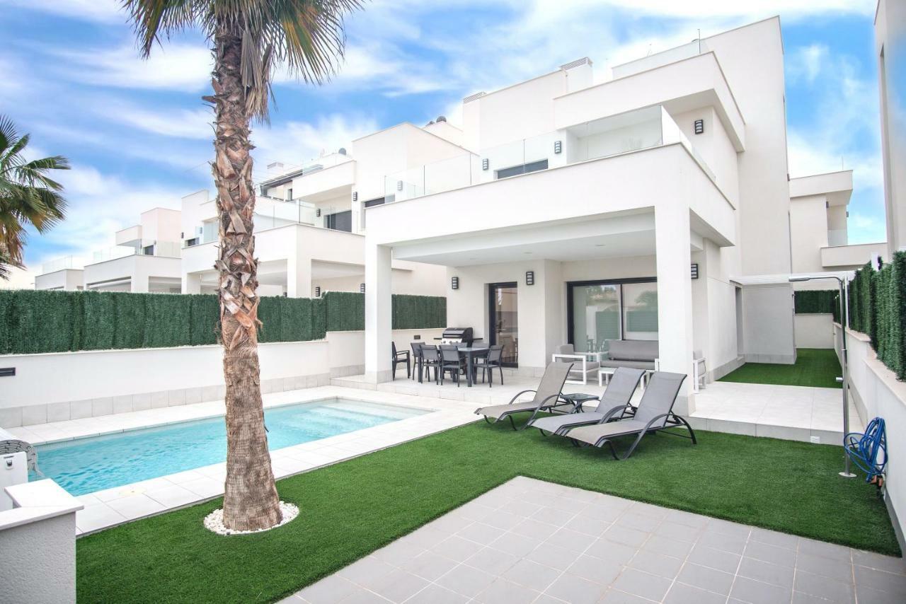 Villa Deluxe La Marina Beach アリカンテ エクステリア 写真