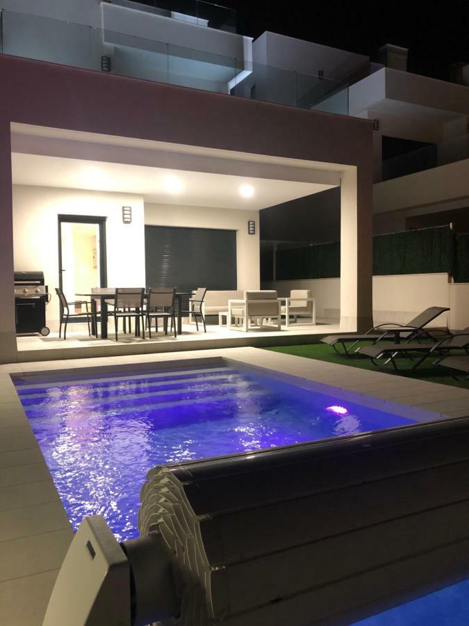 Villa Deluxe La Marina Beach アリカンテ エクステリア 写真